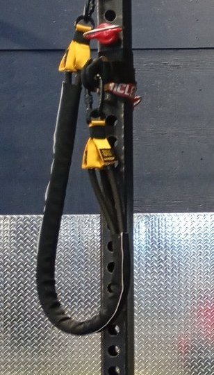 Photo: resistance tubing bundle on the rig, KUZARO Pure Triad set